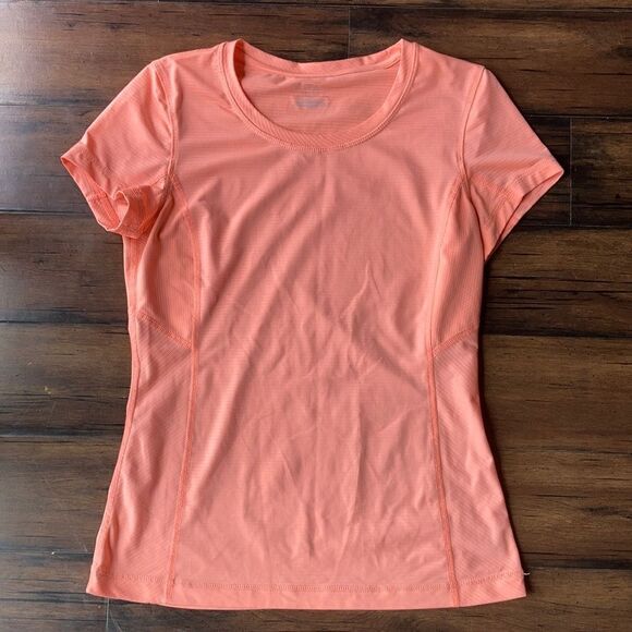 NWOT Peach Pink Tek Gear Workout Top Size Small - Picture 1 of 3